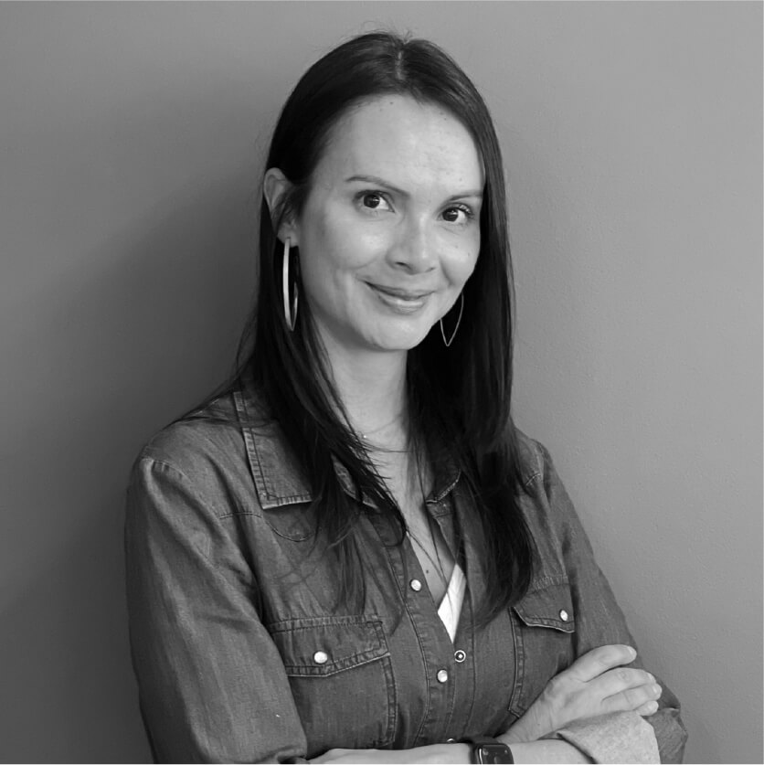 Carolina Urreta, Directora Administrativa